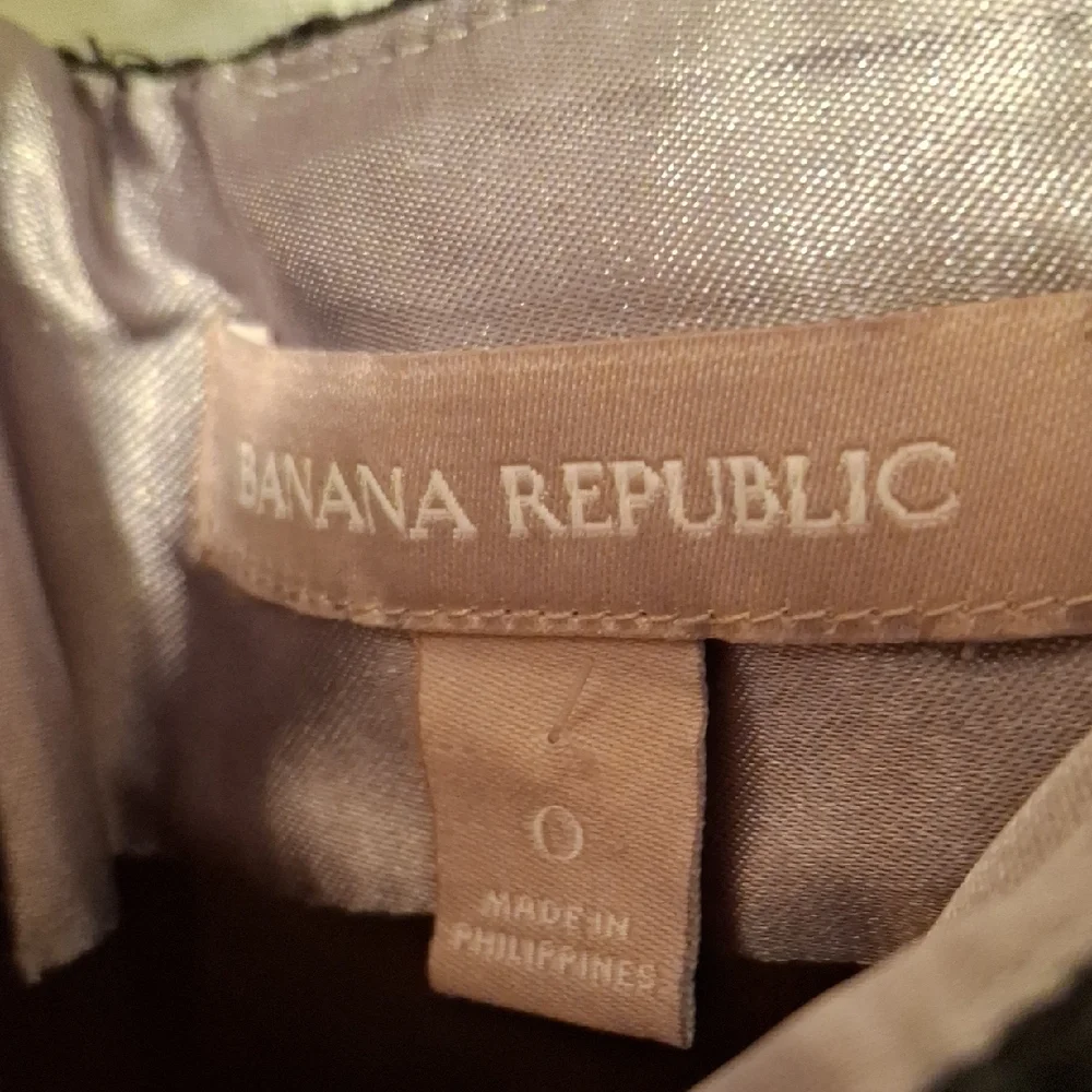 Banana Republic Textured Black Pencil Skirt 0